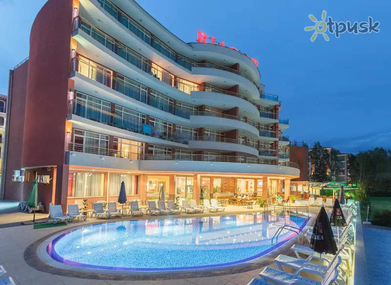 Фото отеля Riagor Hotel 3* Saulainā pludmale Bulgārija ārpuse un baseini