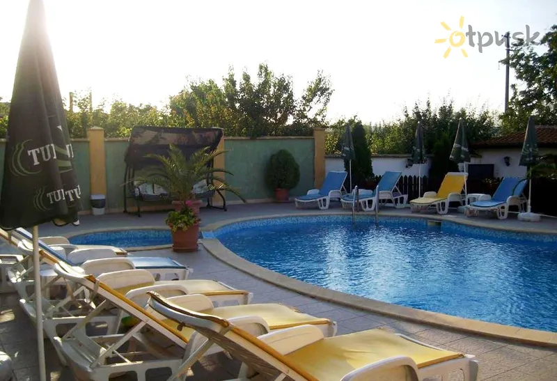 Фото отеля Gery 3* Кранєво Болгарія екстер'єр та басейни
