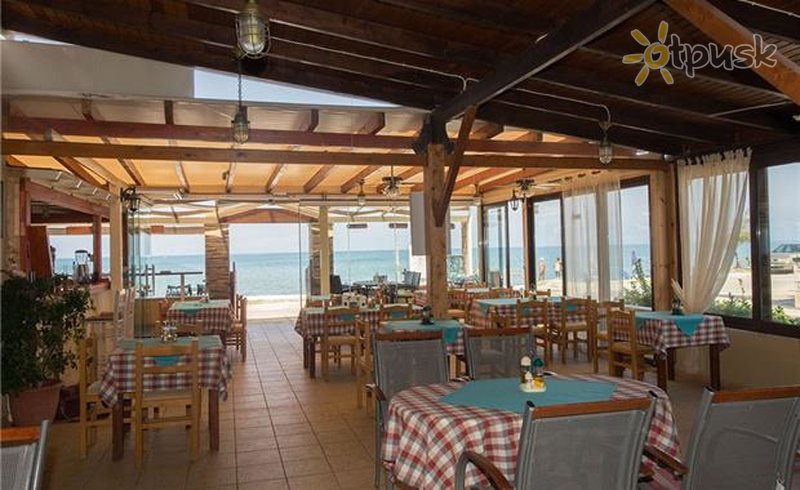 Фото отеля Kormoranos Beach Hotel 2* о. Корфу Греция бары и рестораны