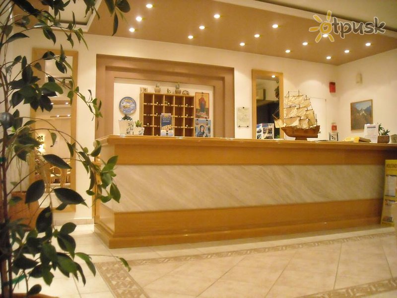 Фото отеля Iris Hotel 2* Халкидики – Неа Калликратия Греция лобби и интерьер