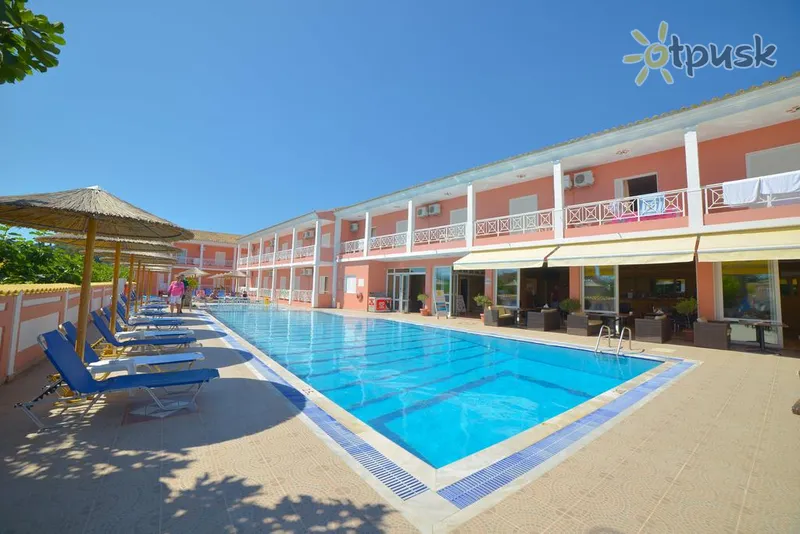 Фото отеля Angelina Hotel & Apartments 3* Korfu Graikija išorė ir baseinai