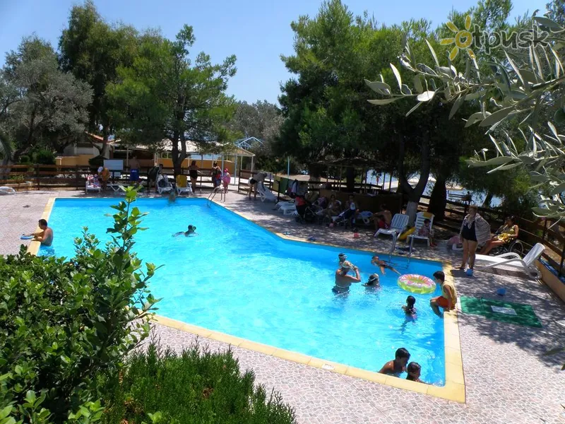 Фото отеля Petit Village 2* Euboja Graikija išorė ir baseinai