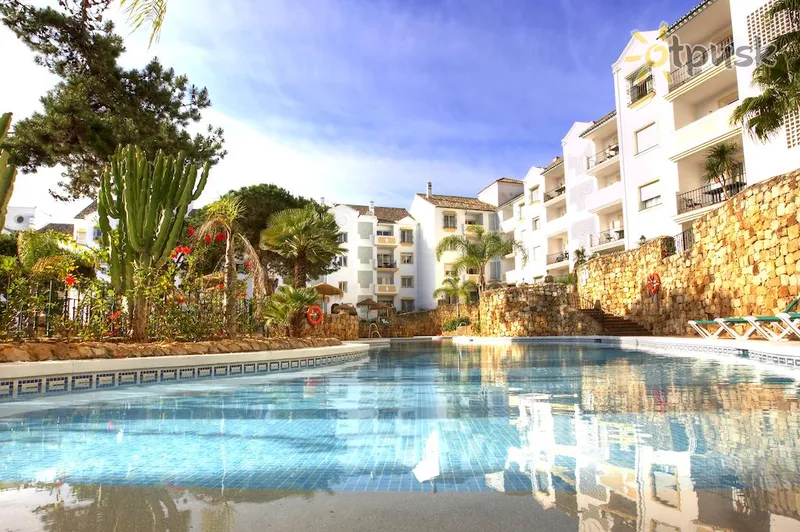 Фото отеля Ona Alanda Club Marbella 4* Costa del Sol Spānija ārpuse un baseini