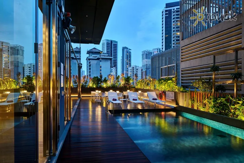 Фото отеля Yotel Singapore Orchard Road 4* Singapūra Singapūra ārpuse un baseini