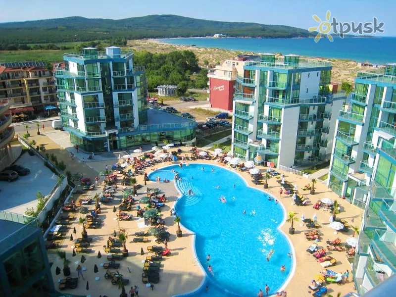 Фото отеля Primorsko Del Sol Hotel 5* Primorsko Bulgārija ārpuse un baseini