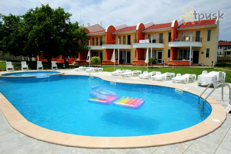 Фото отеля Valentina Villa 3* Kranevo Bulgarija išorė ir baseinai