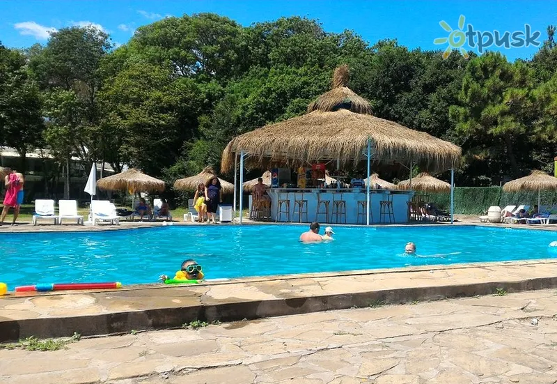 Фото отеля Ropotamo Villas 2* Primorsko Bulgārija ārpuse un baseini