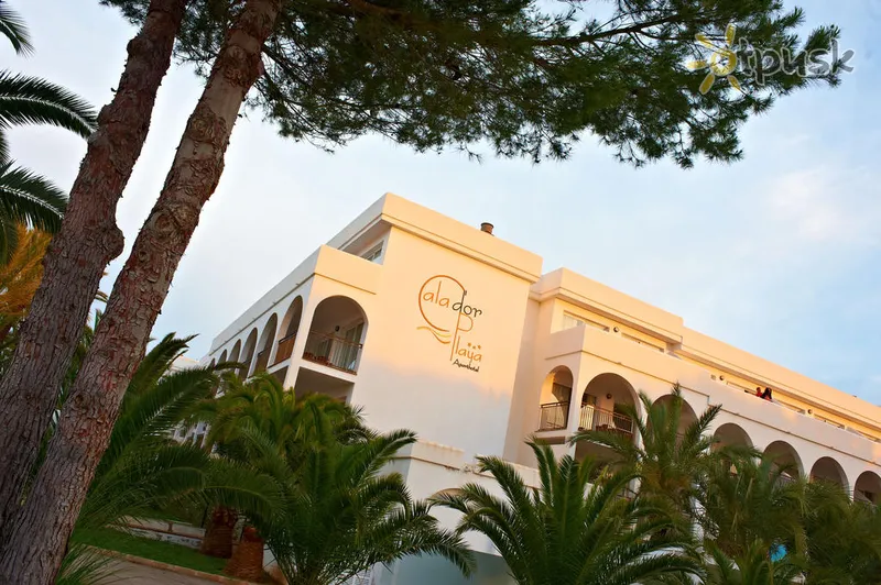 Фото отеля Cala d'Or Playa Apartamentos 3* о. Майорка Испания экстерьер и бассейны