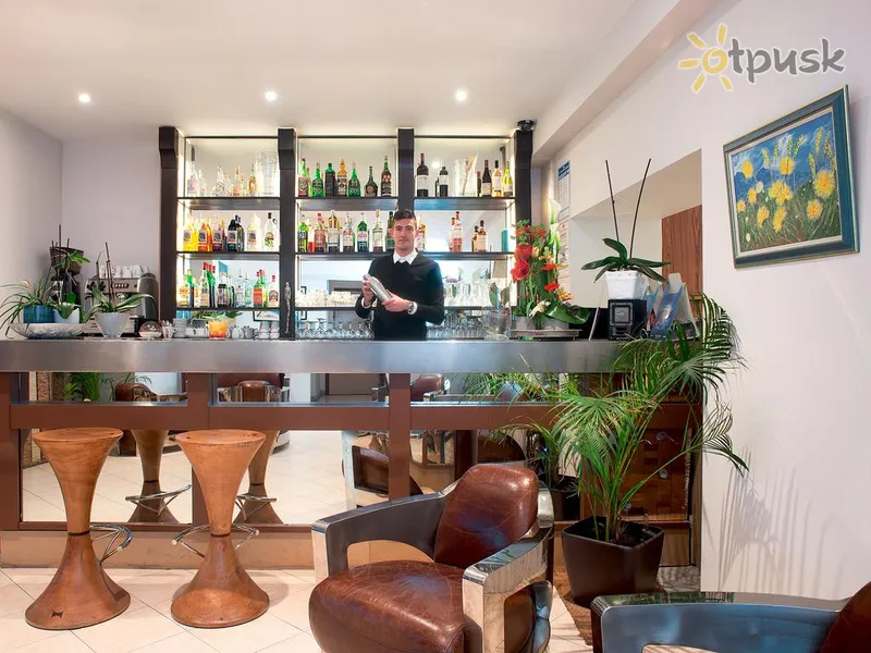 Фото отеля Esprit d'Azur Hotel 3* Ніцца Франція бари та ресторани