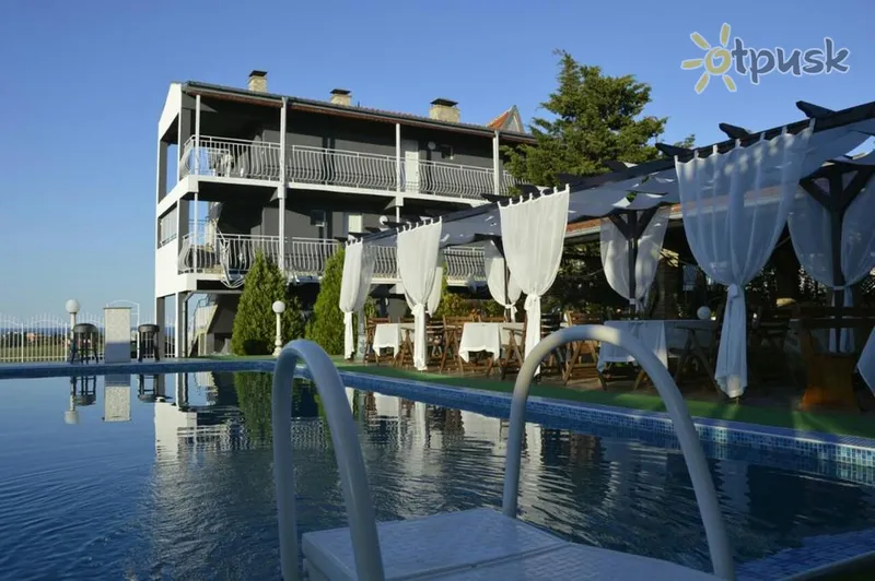 Фото отеля Екзотика Комплекс 3* Цареве Болгарія екстер'єр та басейни