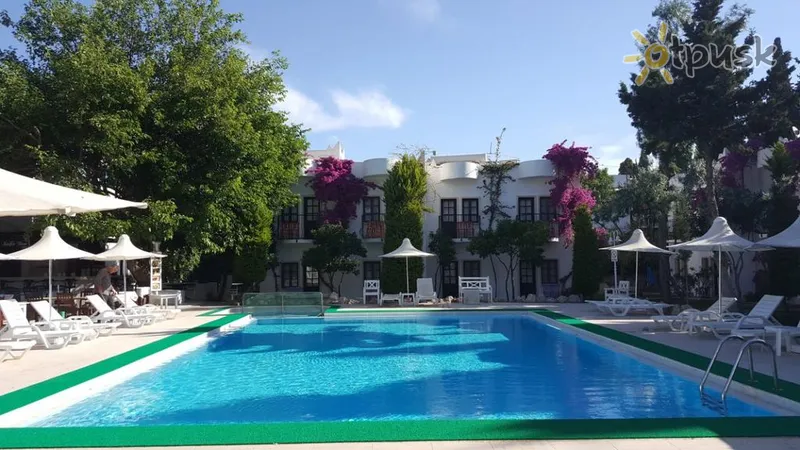 Фото отеля Flora Safir Hotel 3* Бодрум Туреччина екстер'єр та басейни