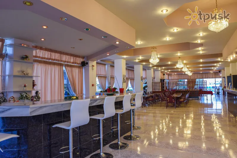 Фото отеля Lagonas Beach Hotel 3* о. Родос Греція бари та ресторани