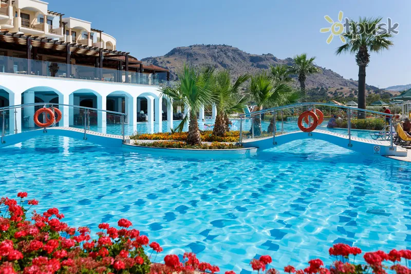 Фото отеля Lindos Imperial Resort & Spa 5* par. Rodas Grieķija ārpuse un baseini