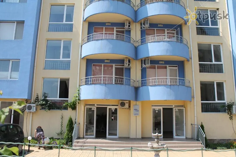 Фото отеля Aqua Blue Apartments 2* Солнечный берег Болгария экстерьер и бассейны