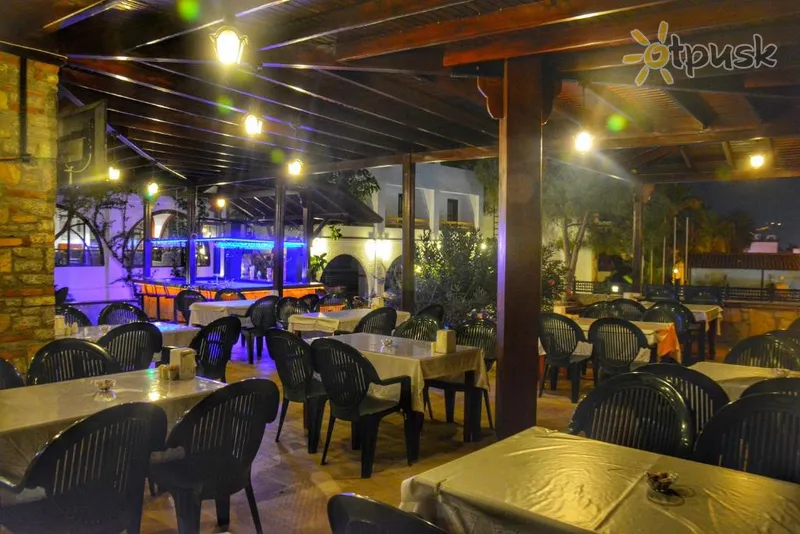 Фото отеля Yildiz Hotel 3* Бодрум Турция бары и рестораны