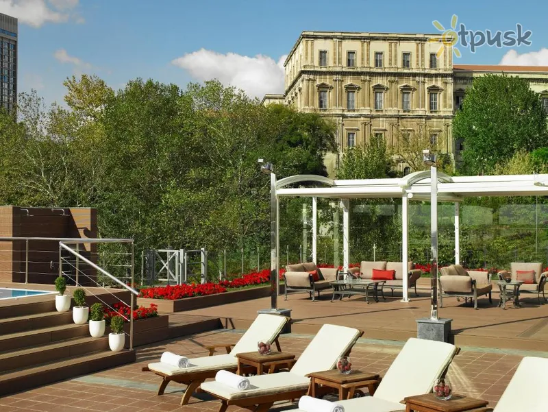 Фото отеля The Ritz-Carlton 5* Stambulas Turkija išorė ir baseinai