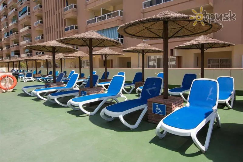 Фото отеля Pyr Fuengirola Hotel Apartamentos 3* Costa del Sol Spānija ārpuse un baseini