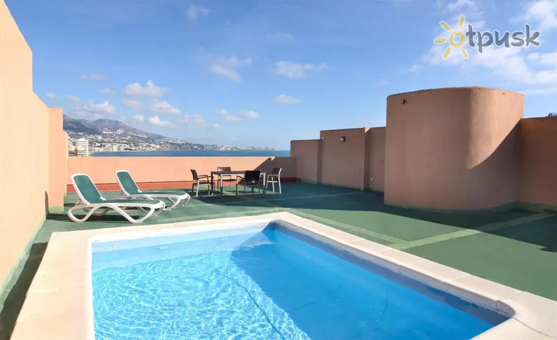 Фото отеля Pyr Fuengirola Hotel Apartamentos 3* Kosta del Solis Ispanija išorė ir baseinai