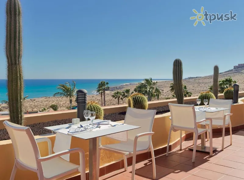 Фото отеля H10 Sentido Playa Esmeralda 4* Fuerteventura (Kanarai) Ispanija barai ir restoranai
