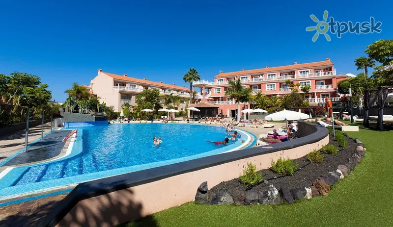 Фото отеля El Duque Aparthotel 3* par. Tenerife (Kanārijas) Spānija ārpuse un baseini