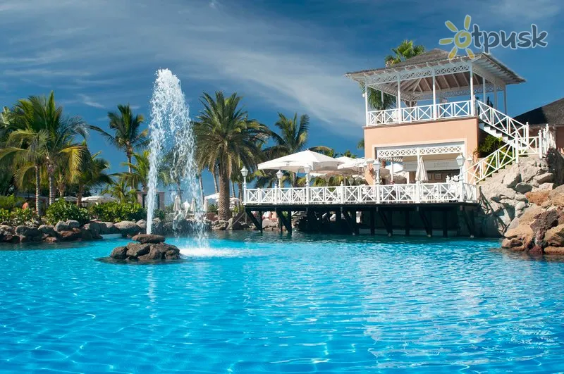 Фото отеля Gran Hotel Bahia del Duque Resort 5* par. Tenerife (Kanārijas) Spānija ārpuse un baseini