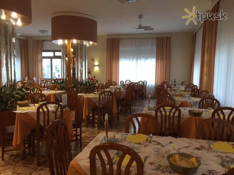 Фото отеля Kristall Hotel 3* Diāna Marina Itālija bāri un restorāni