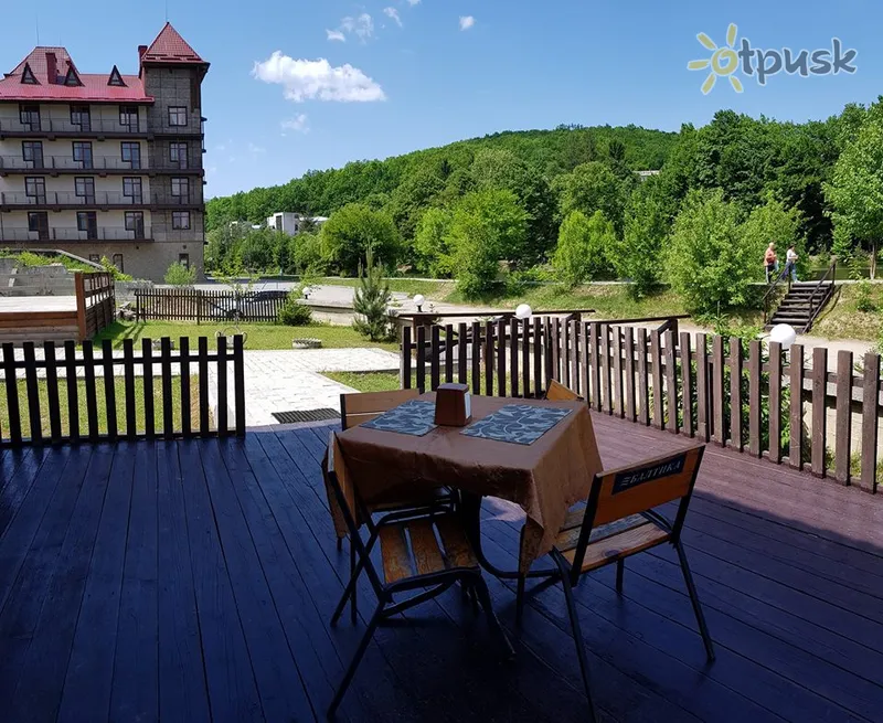 Фото отеля Сион 3* Поляна Украина - Карпаты экстерьер и бассейны