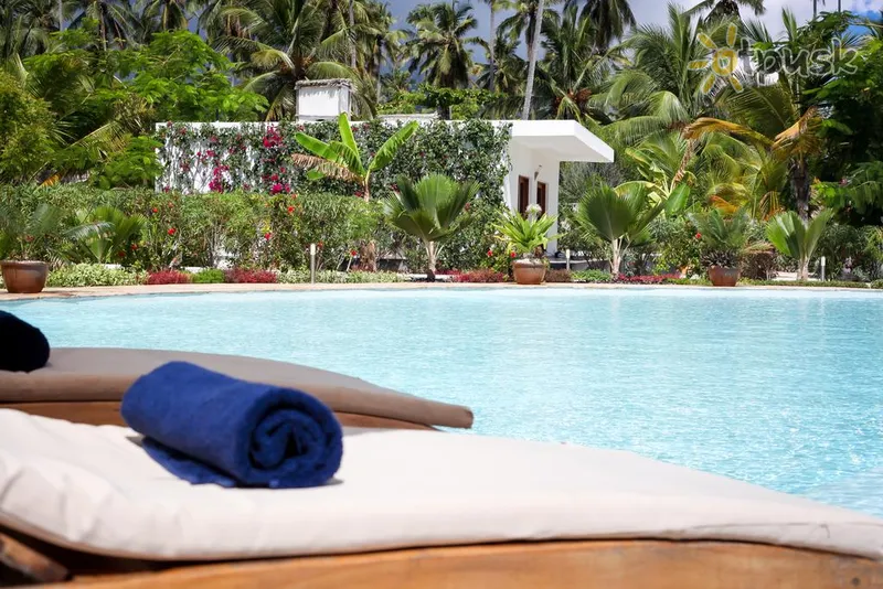 Фото отеля White Paradise Zanzibar 4* Понгве Танзания экстерьер и бассейны