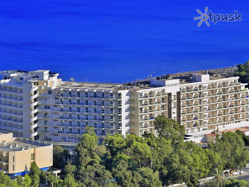 Фото отеля Pegasos Deluxe Beach Hotel 4* Rodas Graikija išorė ir baseinai