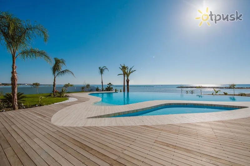 Фото отеля Lebay Beach Hotel 3* Larnaka Kipra ārpuse un baseini