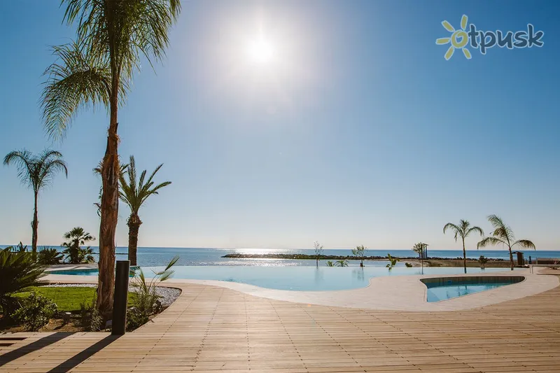 Фото отеля Lebay Beach Hotel 3* Larnaka Kipras išorė ir baseinai