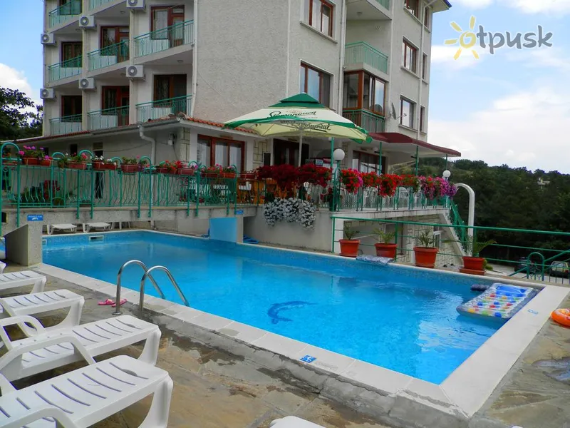 Фото отеля Zora Hotel 3* Saulainā pludmale Bulgārija ārpuse un baseini