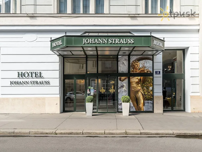 Фото отеля Johann Strauss Hotel 4* Vēna Austrija ārpuse un baseini