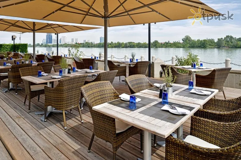 Фото отеля Hilton Vienna Danube Waterfront 4* Vena Austrija barai ir restoranai