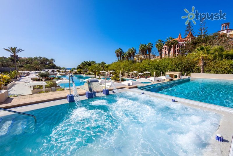 Фото отеля Gran Tacande Wellness & Relax Costa Adeje 5* о. Тенерифе (Канары) Испания экстерьер и бассейны
