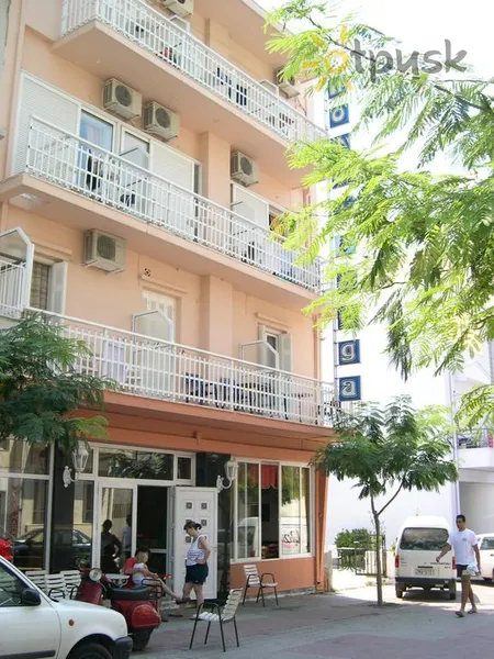 Фото отеля Segas Hotel 2* Лутраки Греция экстерьер и бассейны