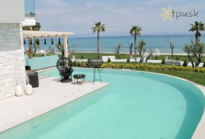 Фото отеля Blue Carpet Suites 4* Chalkidikė – Kasandra Graikija išorė ir baseinai