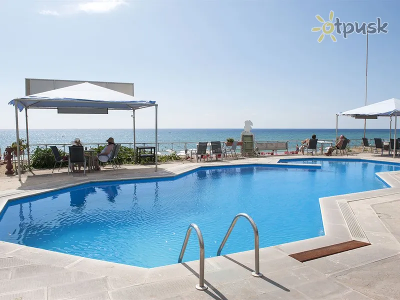 Фото отеля Glyfada Beachfront Apartments & Villas 3* о. Корфу Греция экстерьер и бассейны