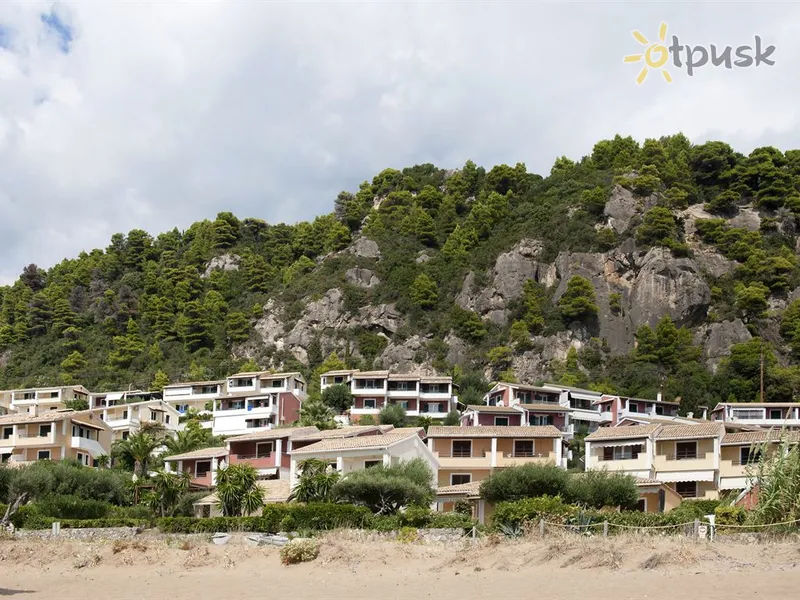 Фото отеля Glyfada Beachfront Apartments & Villas 3* Korfu Graikija papludimys