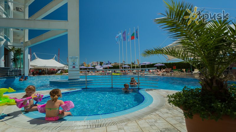 Фото отеля Effect Grand Victoria Hotel 4* Солнечный берег Болгария экстерьер и бассейны