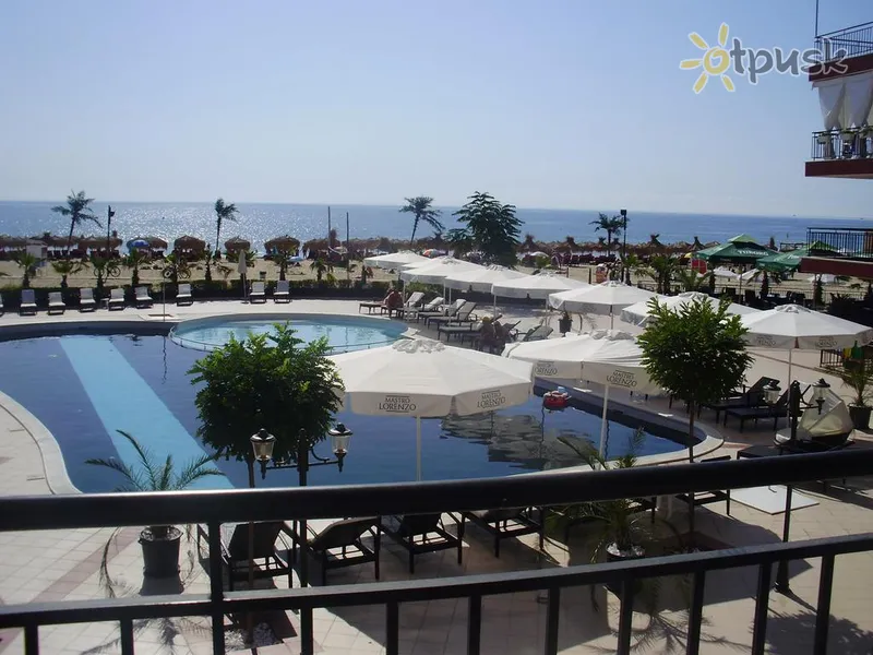 Фото отеля Heaven Hotel 3* Saulėtas paplūdimys Bulgarija išorė ir baseinai
