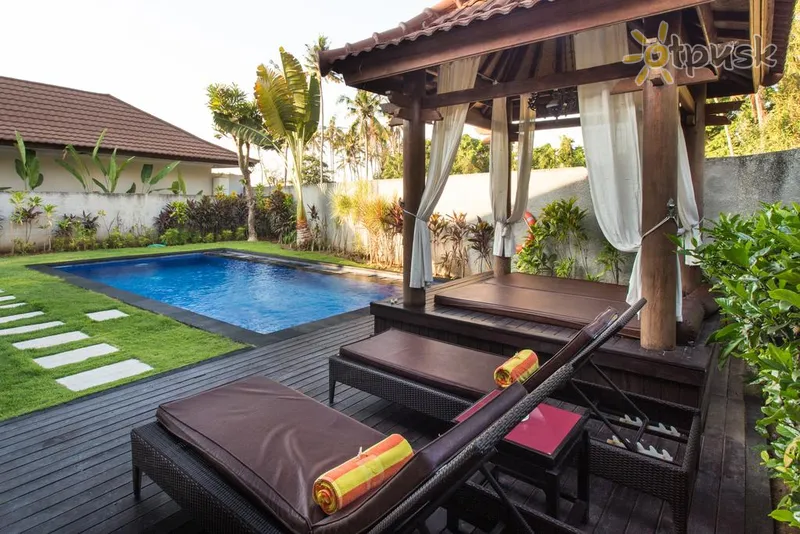 Фото отеля Puri Saron Baruna Beach Cottages Lovina 3* Lovina (Bali) Indonēzija ārpuse un baseini