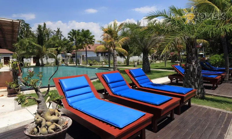 Фото отеля Puri Saron Baruna Beach Cottages Lovina 3* Ловіна (о. Балі) Індонезія екстер'єр та басейни