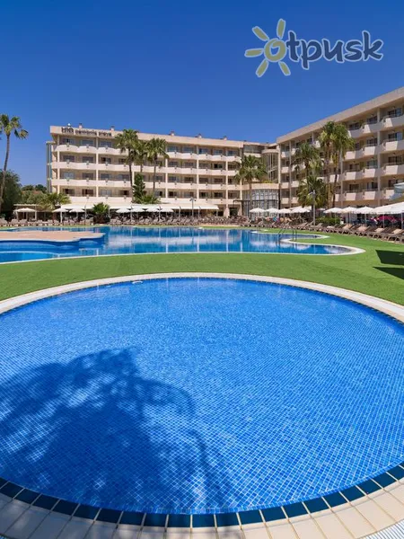 Фото отеля H10 Cambrils Playa 4* Коста Дорада Іспанія екстер'єр та басейни