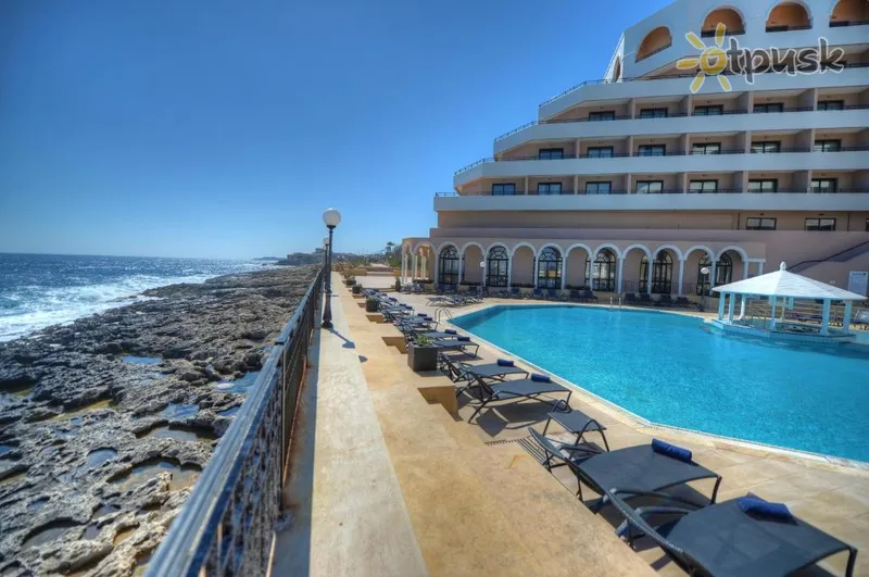 Фото отеля Radisson Blu Resort St. Julian's 5* Сан Джуліанс Мальта екстер'єр та басейни