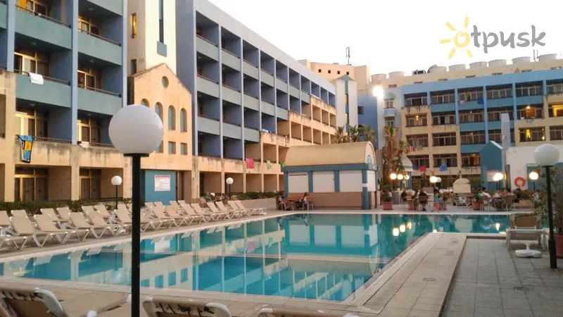 Фото отеля The St. George's Park Hotel 3* Sandžulians Malta ārpuse un baseini