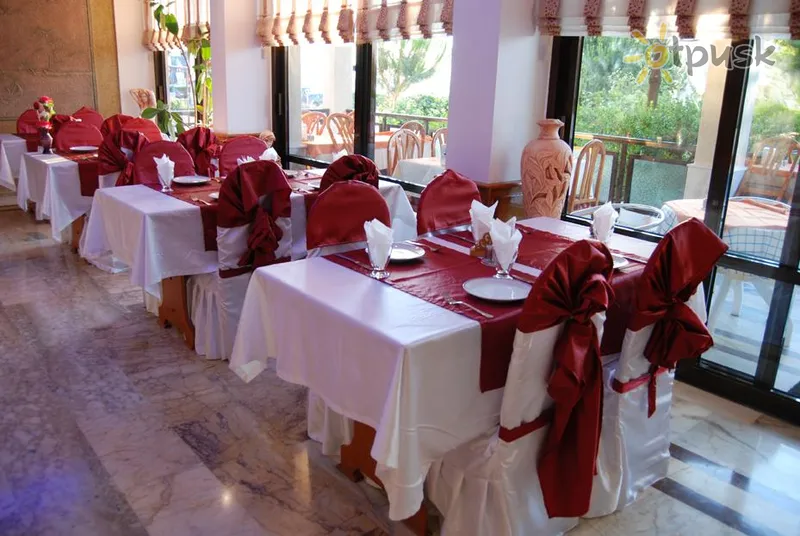 Фото отеля Cidihan Hotel 3* Kusadasi Turcija bāri un restorāni