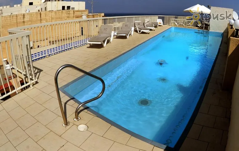Фото отеля The Diplomat Hotel 4* Lieknas Malta išorė ir baseinai