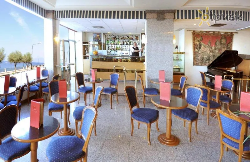 Фото отеля The Diplomat Hotel 4* Slaids Malta bāri un restorāni