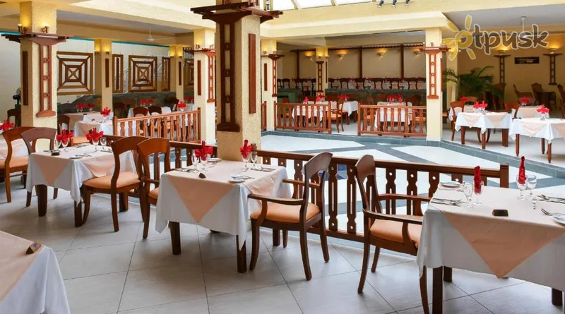 Фото отеля Silver Beach Hotel 3* о. Маврикій Маврикій бари та ресторани